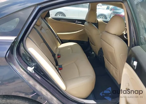 2013 Hyundai Sonata Limited 2.0T z USA, uszkodzony, nr VIN 5NPEC4AB2DH637369